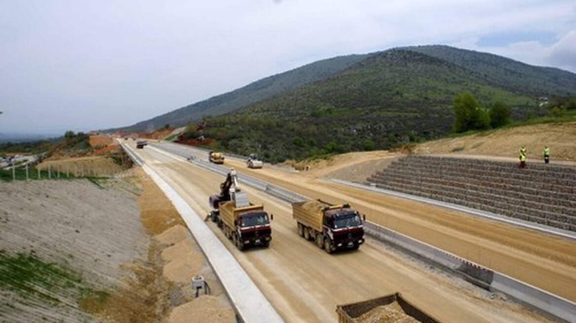 Θα συνεχίσουν να λειτουργούν τα καταστήματα στους υπό κατασκευή αυτοκινητόδρομους