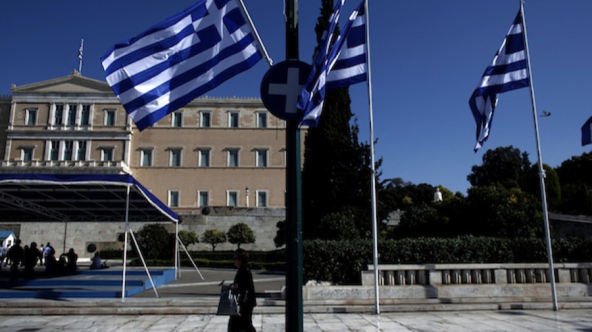 WSJ: Το «μάθημα» της Ελλάδα, μάθημα για όλον τον κόσμο