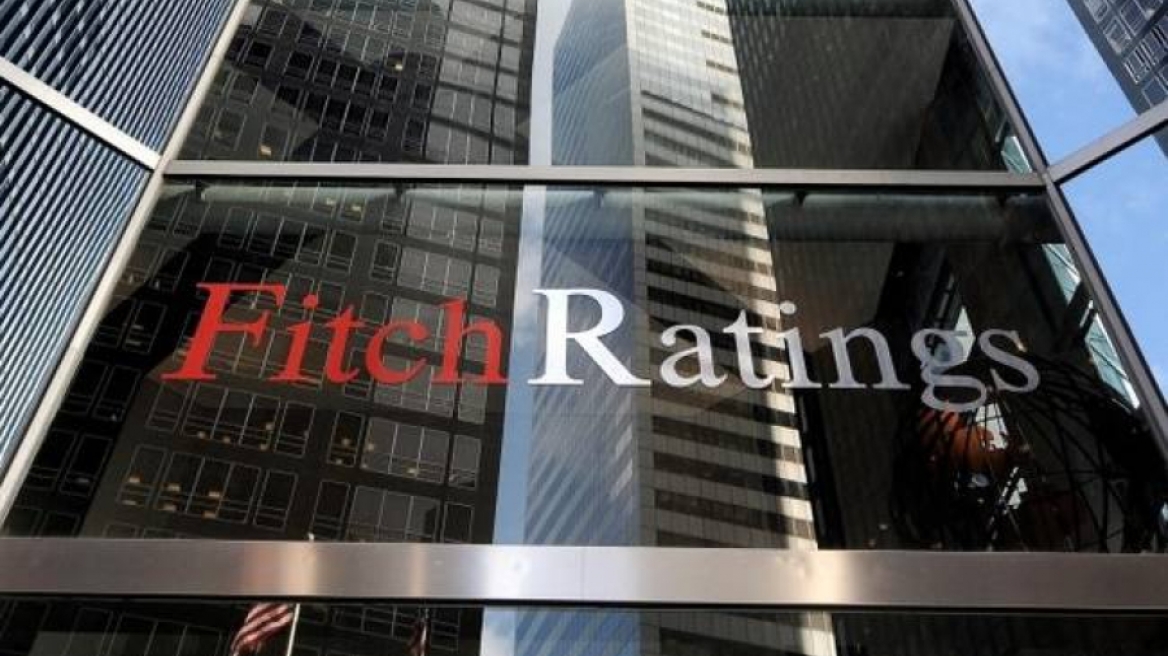 Fitch: Απρόβλεπτο το εκλογικό αποτέλεσμα - Σε κίνδυνο το τρίτο πρόγραμμα στήριξης