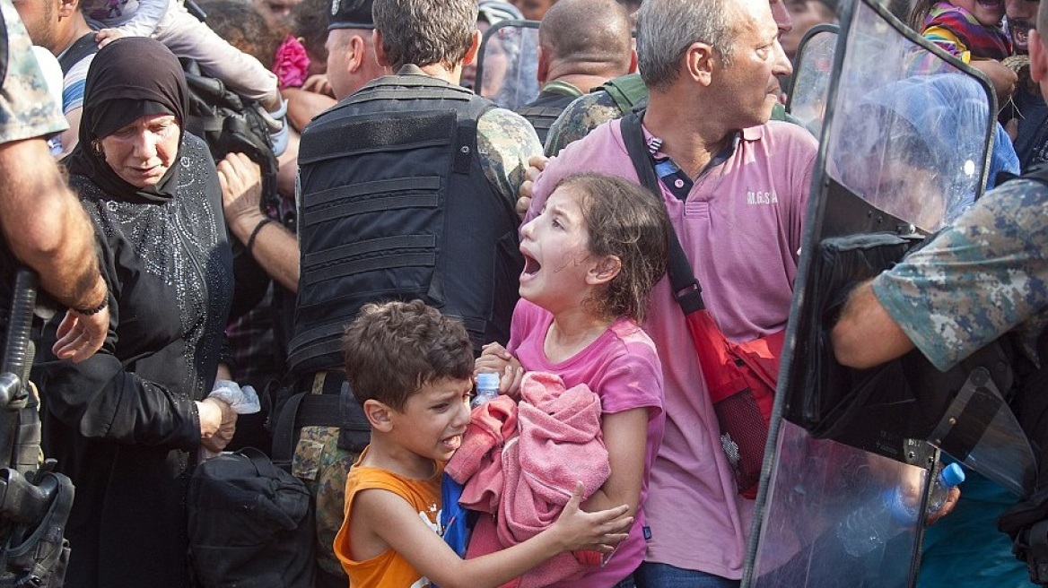 Κομισιόν: Τα κράτη-μέλη ευθύνονται για τις καθυστερήσεις στο προσφυγικό