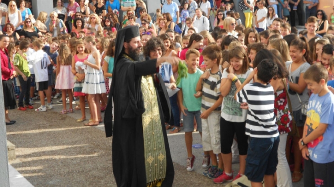 Πείραμα στα σχολεία: Για κάποιους τυχερούς το κουδούνι θα χτυπάει στις 10  