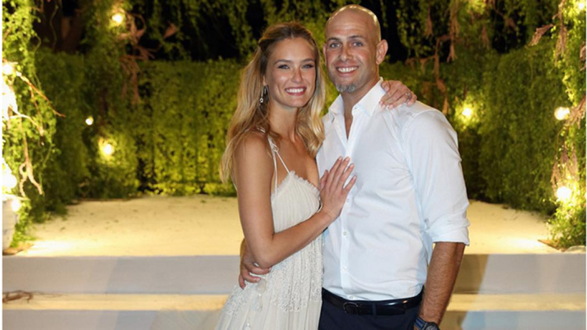  Bar Refaeli: Δείτε την πρώτη φωτογραφία από το γάμο της 