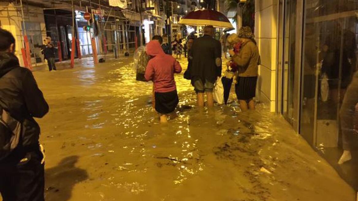 Στους 16 οι νεκροί από τις πλημμύρες στη Γαλλική Ριβιέρα