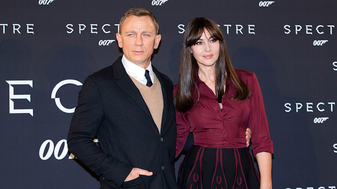 James Bond:Γιατί γυναίκες και γκέι λιώνουν στα πόδια του