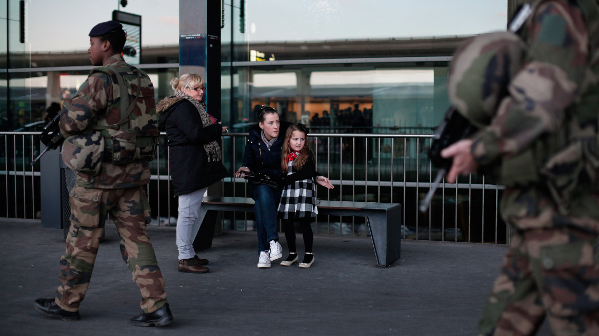 Επίθεση στο Σαρλ Ντε Γκωλ και στη La Defense ετοίμαζαν οι τρομοκράτες!