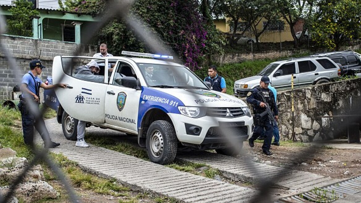 Ονδούρα: Σύλληψη τριών ατόμων που ταξίδευαν παράνομα προς τις ΗΠΑ