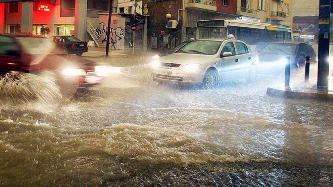 Ο δήμος Αγίων Αναργύρων κλείνει την λεωφόρο Φυλής 