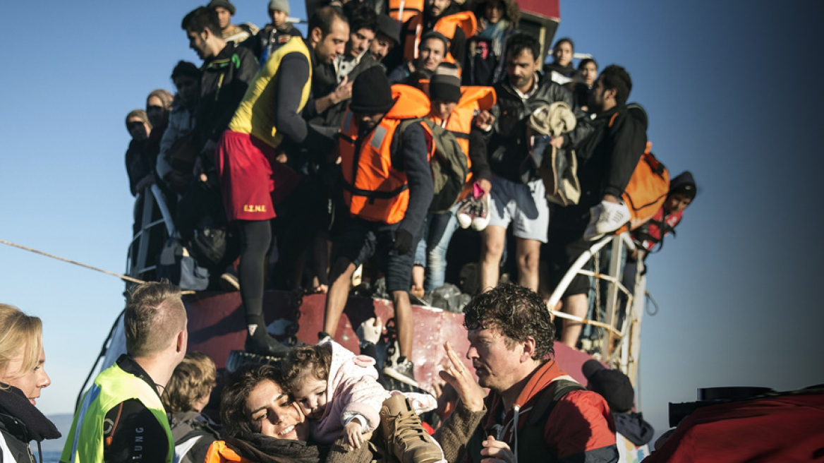 Επιμένουν οι Ευρωπαίοι: Να αναλάβει η Frontex την φύλαξη των ελληνικών συνόρων