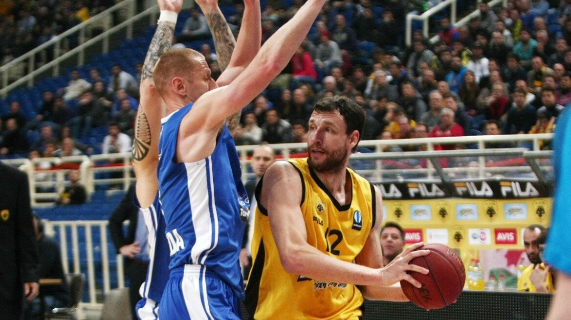 Νίκησε (75-71) τη Νεπτούνας αλλά δεν προκρίθηκε η ΑΕΚ