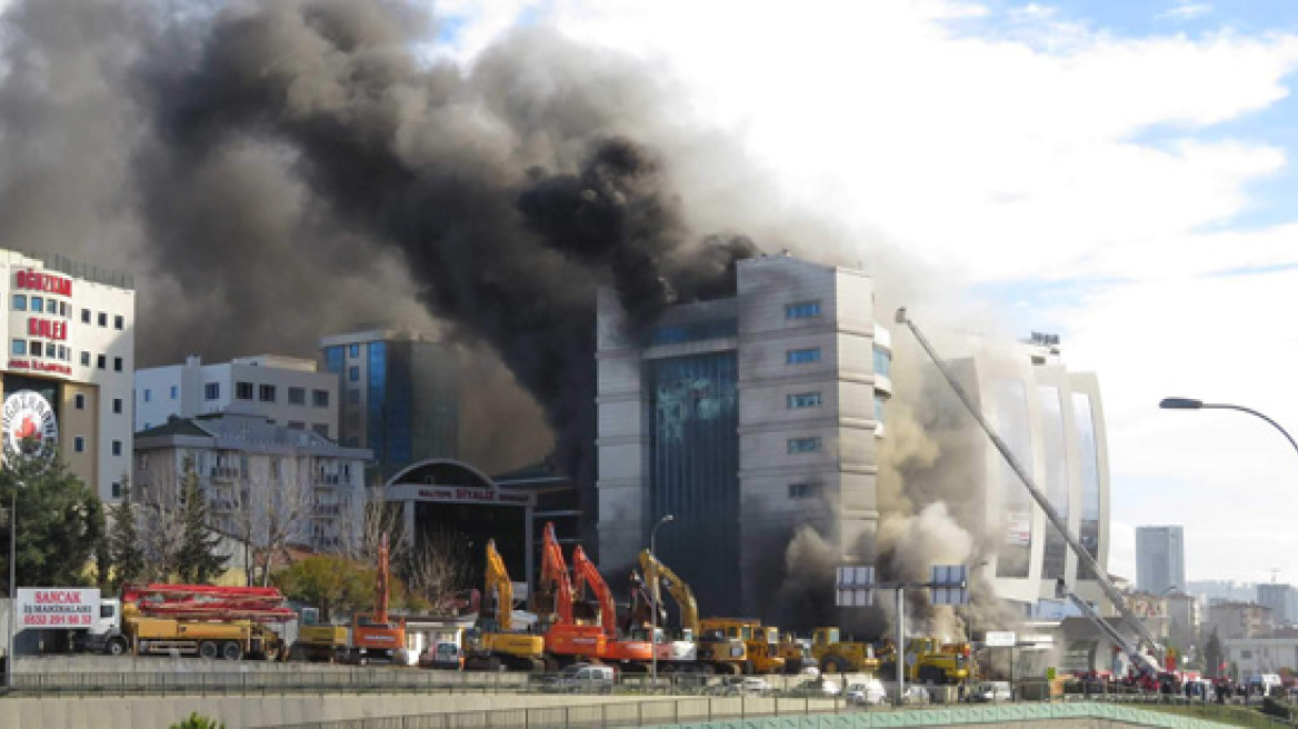 Φωτιά σε ξενοδοχείο στο Μάλτεπε της Κωνσταντινούπολης