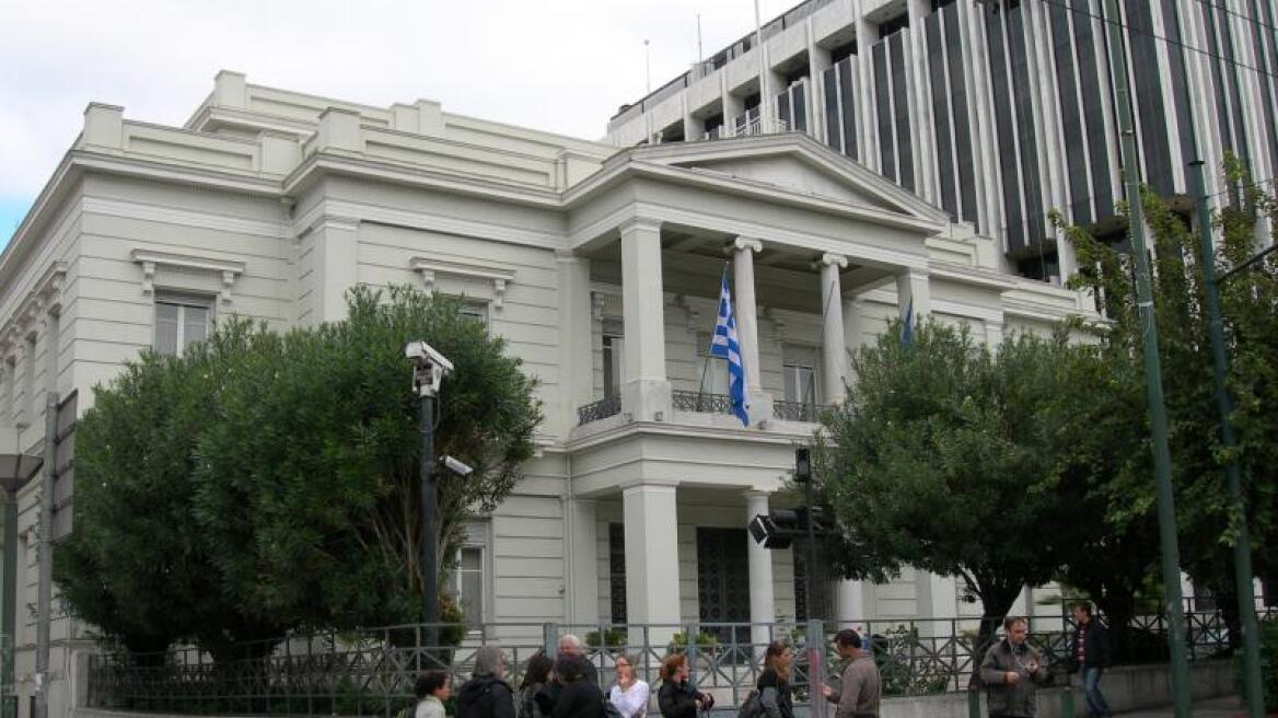 Greece welcomes implementation of Iran deal