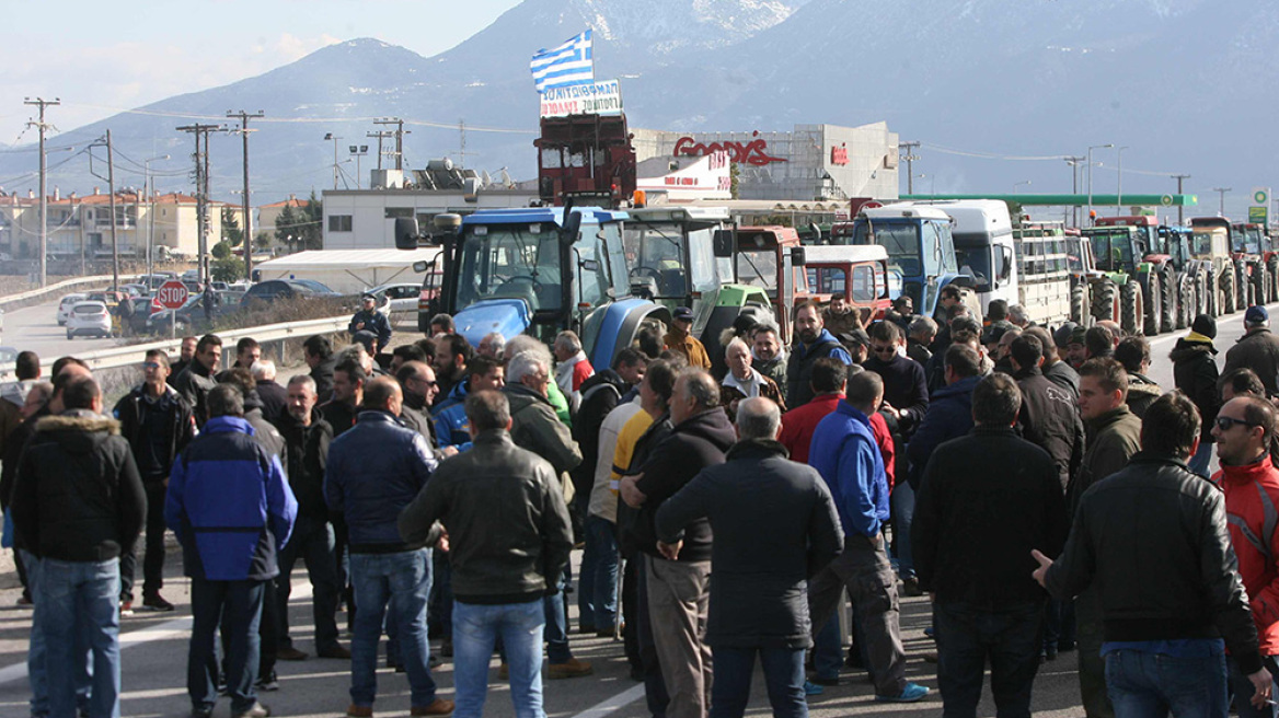 Σε μετωπική κυβέρνηση και αγρότες: Κρίσιμες αποφάσεις σήμερα