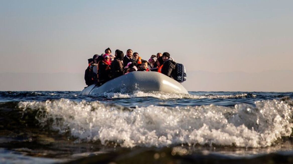 Die Zeit: Εάν η Ελλάδα δεν διαφυλάξει καλύτερα τα σύνορα της, "έξω με τις κλωτσιές"