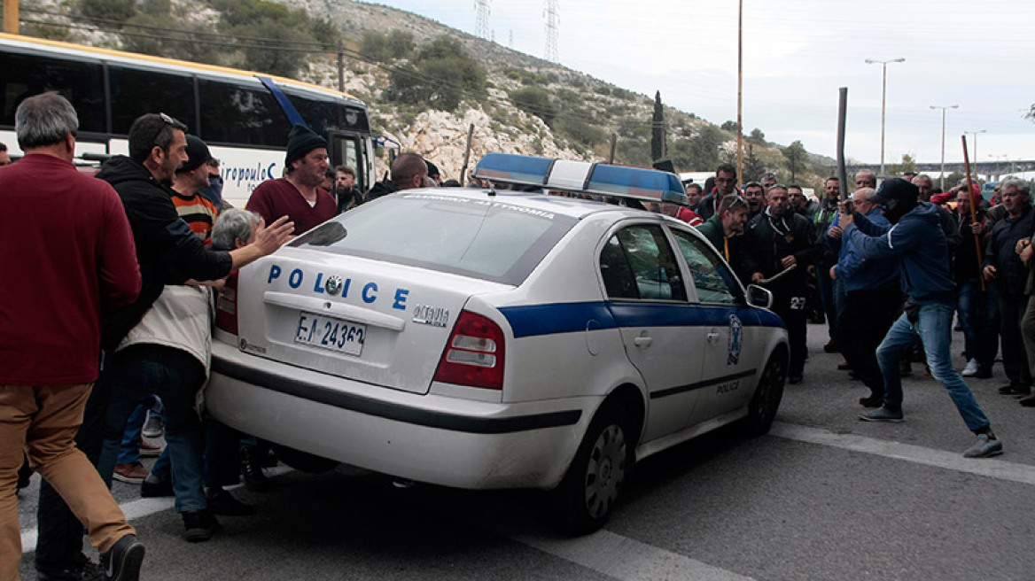 Συνελήφθη ο «μαγκουροφόρος» που έσπασε περιπολικό της αστυνομίας στο Χαϊδάρι