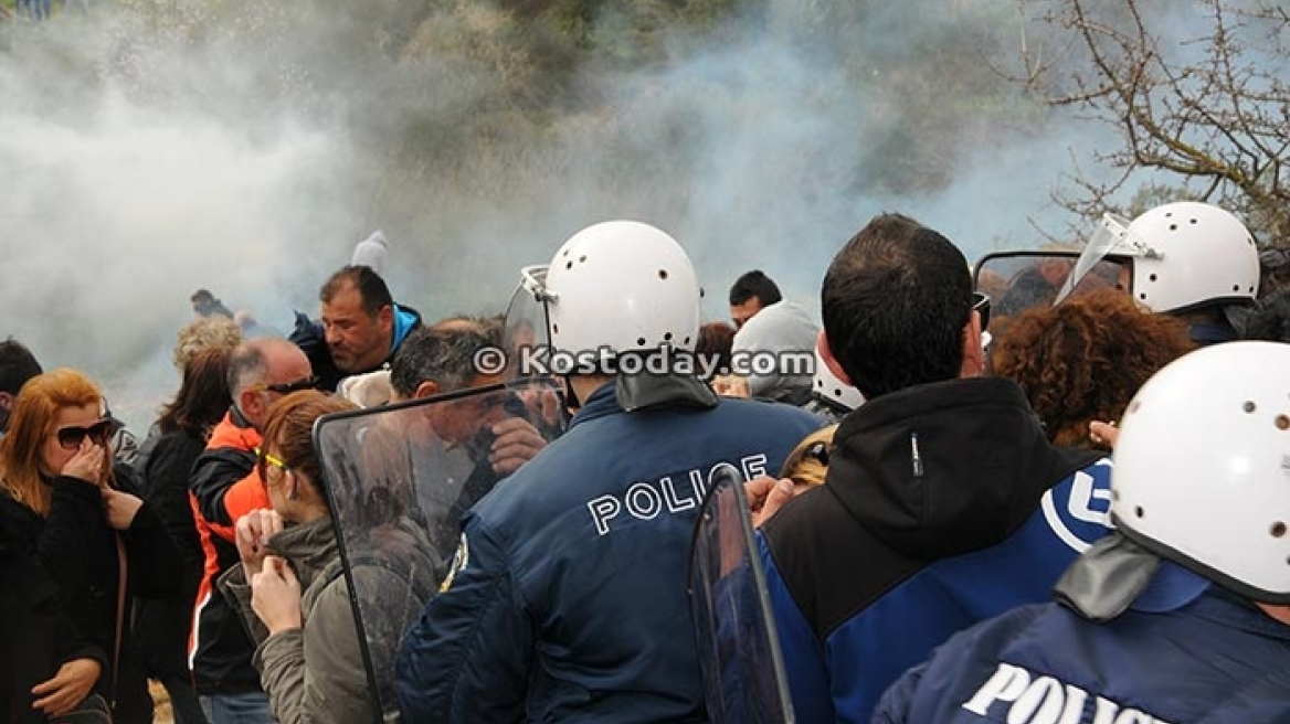 Αίσχος: Έριξαν χημικά σε παιδιά και γυναίκες για το hotspot στην Κω