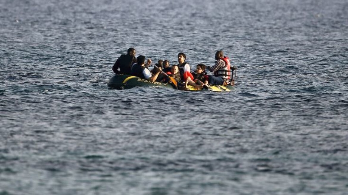 Αγώνας για να σωθεί βρέφος πρόσφυγα - Αεροδιακομιδή με C-130 από την Λέσβο στην Αθήνα 