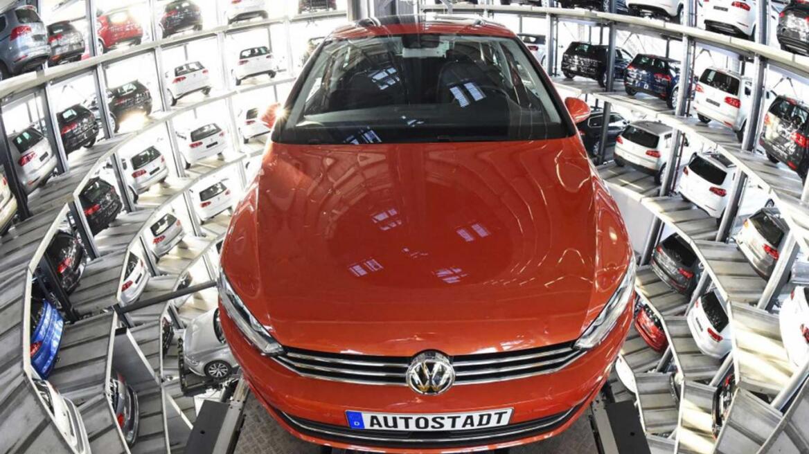 Ανάκληση 800.000 Touareg και Porsche Cayennne από την Volkswagen