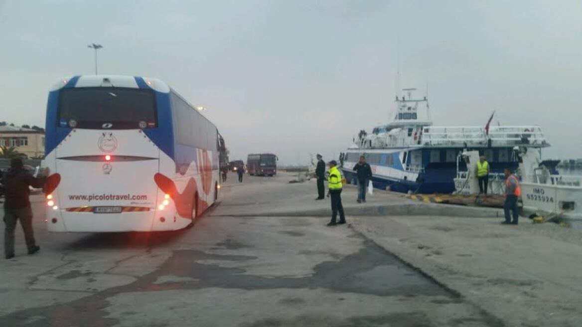 Με επεισόδια ξεκίνησαν πάλι οι επαναπροωθήσεις στην Τουρκία