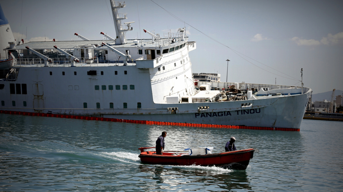 Την επόμενη εβδομάδα η απάντληση υδάτων από το «Παναγία Τήνου»