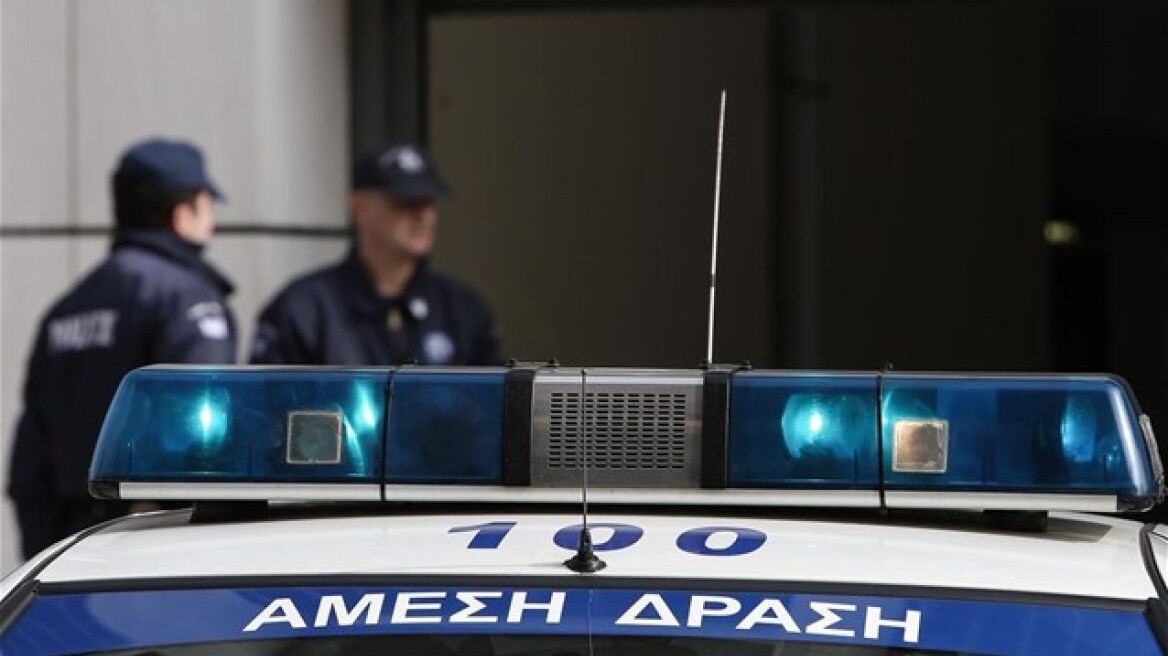 Συνελήφθη 39χρονος για ένοπλες ληστείες σε καταστήματα του Πειραιά 