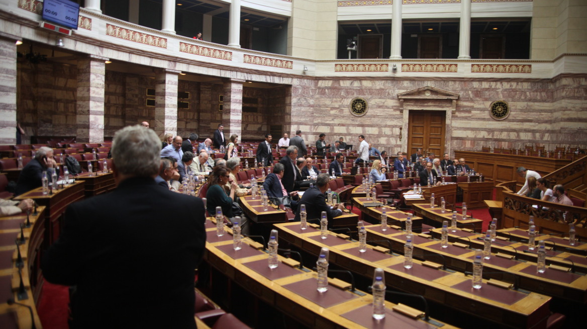 Ψηφίστηκε από ΣΥΡΙΖΑ – ΑΝΕΛ το πολυνομοσχέδιο στην επιτροπή