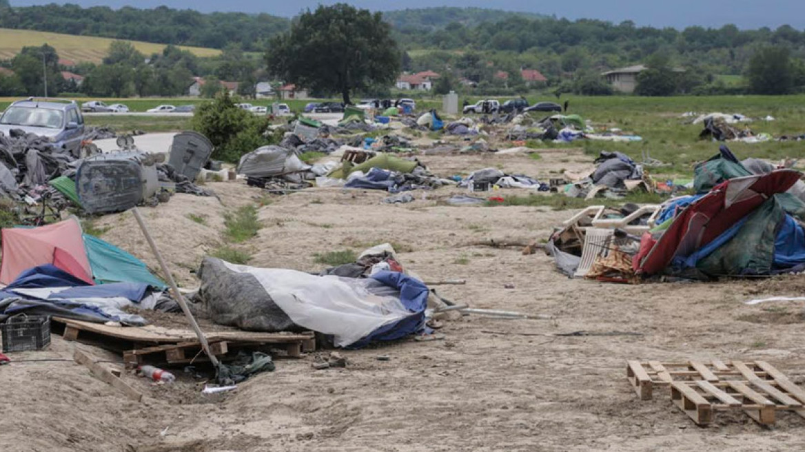 Δείτε εικόνες από την έρημη πια Ειδομένη