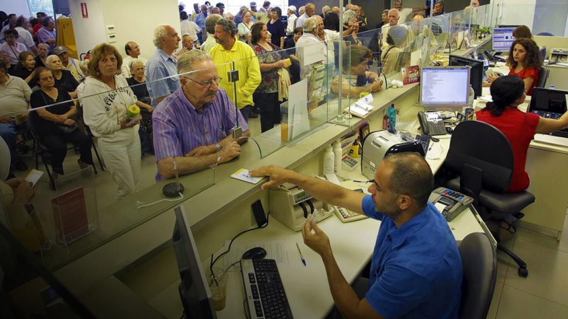 10.000  κατασχέσεις λογαριασμών  την ημέρα 