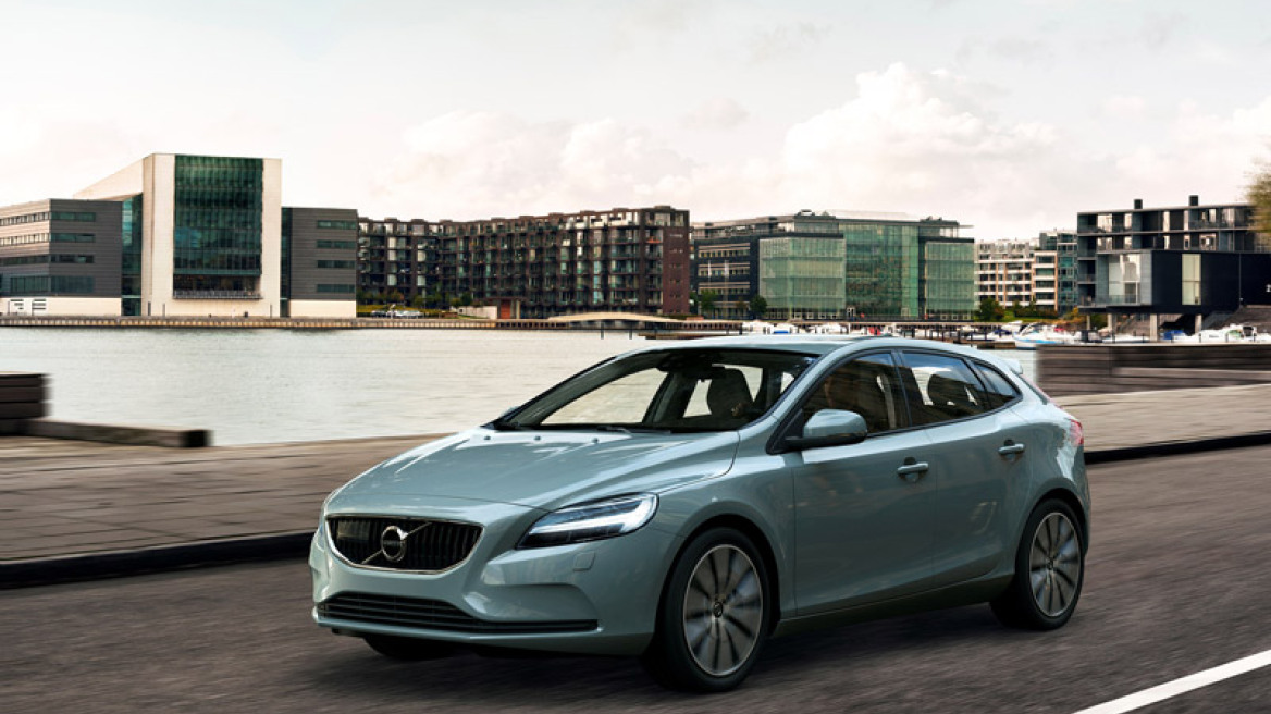 Νέα Volvo V40 και V40 Cross Country από 22.500€