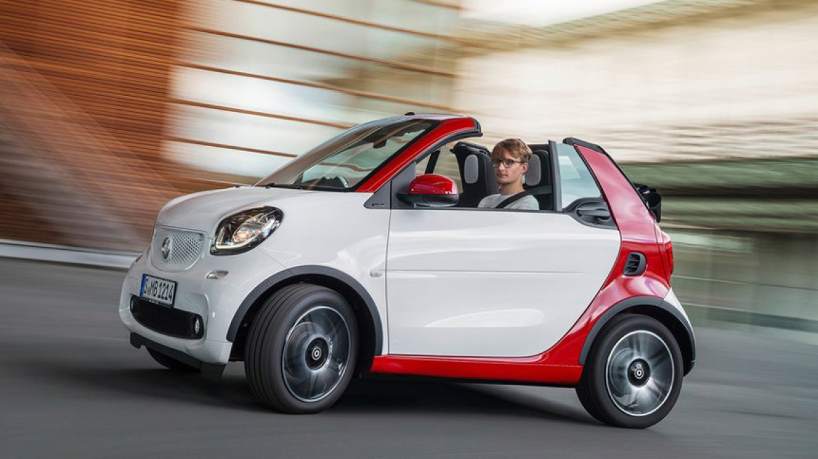 Δοκιμάζουμε το smart fortwo cabrio