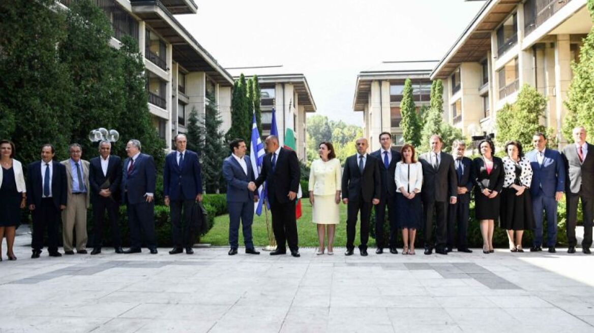 Σε εγκάρδιο και φιλικό κλίμα η συνάντηση Τσίπρα - Μπορίσοφ