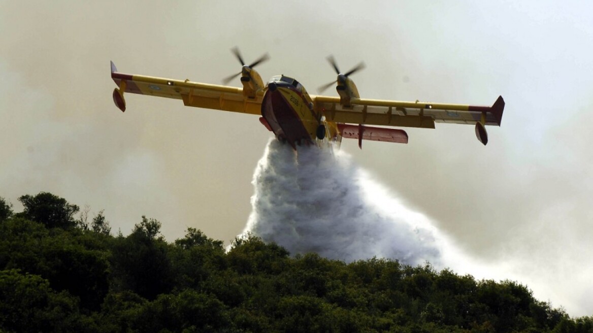 Καλύτερη η εικόνα της φωτιάς στο Παγγαίο, χωρίς ενεργό μέτωπο η πυρκαγιά στο Στεγνό Νέστου