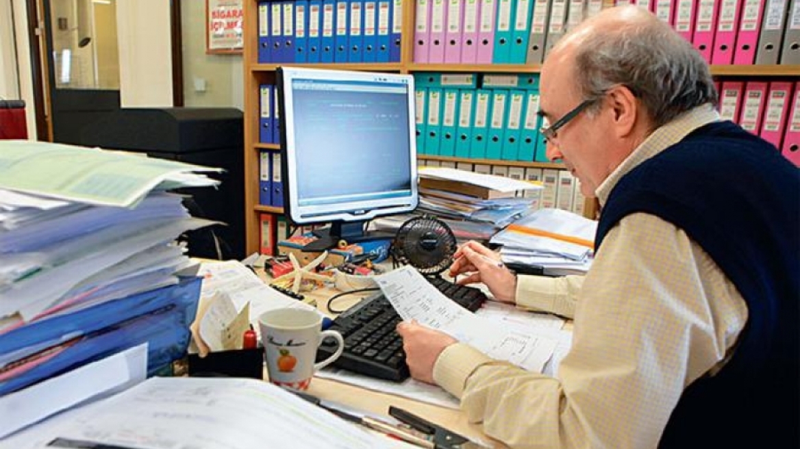 Άνεργοι και χωρίς σύνταξη στα 55