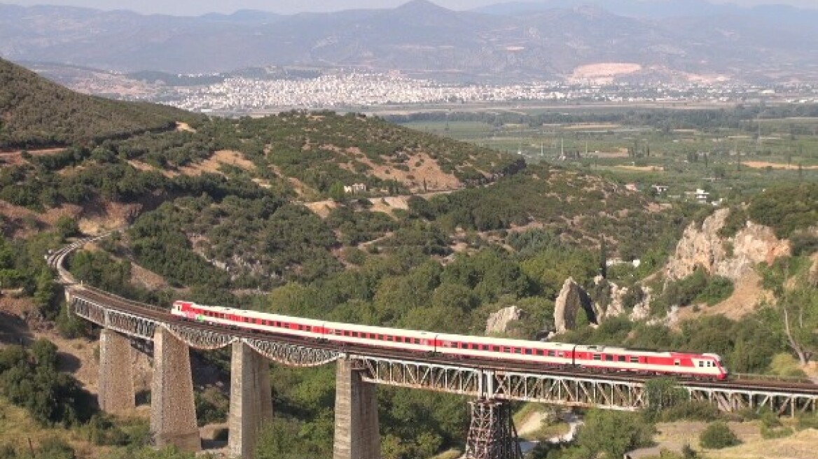 Με λεωφορεία μέχρι το βράδυ η γραμμή Λιανοκλάδι - Τιθορέα