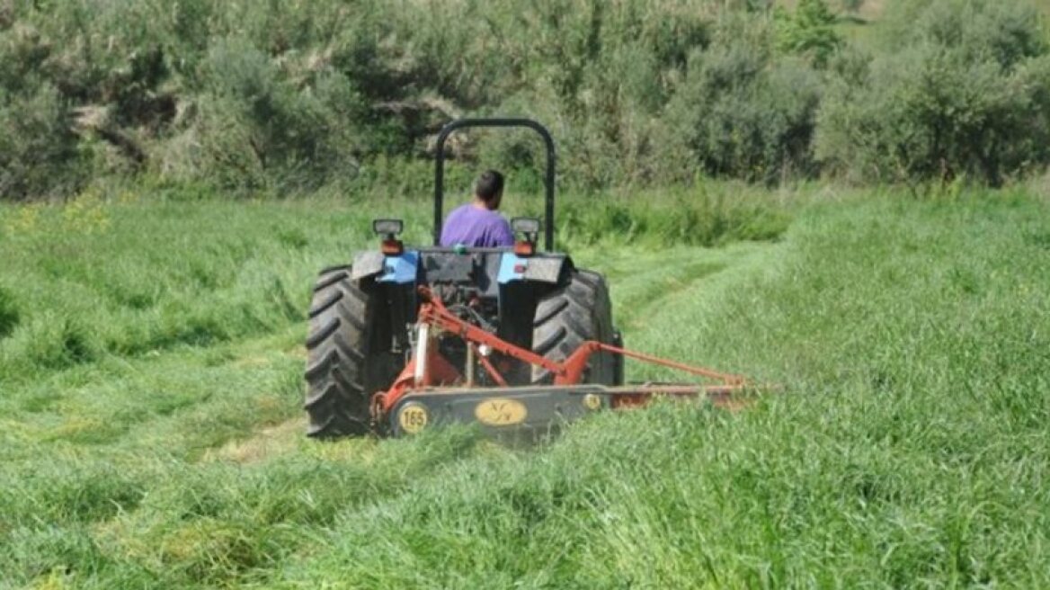 Τραγικός θάνατος στο Γύθειο: Δεν έβαλε χειρόφρενο και τον καταπλάκωσε το τρακτέρ