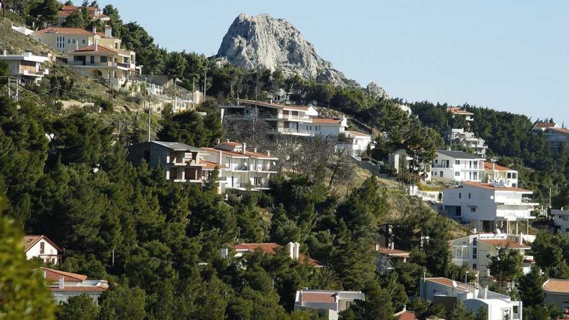 Αδήλωτα παραμένουν 3,5 εκατομμύρια αυθαίρετα