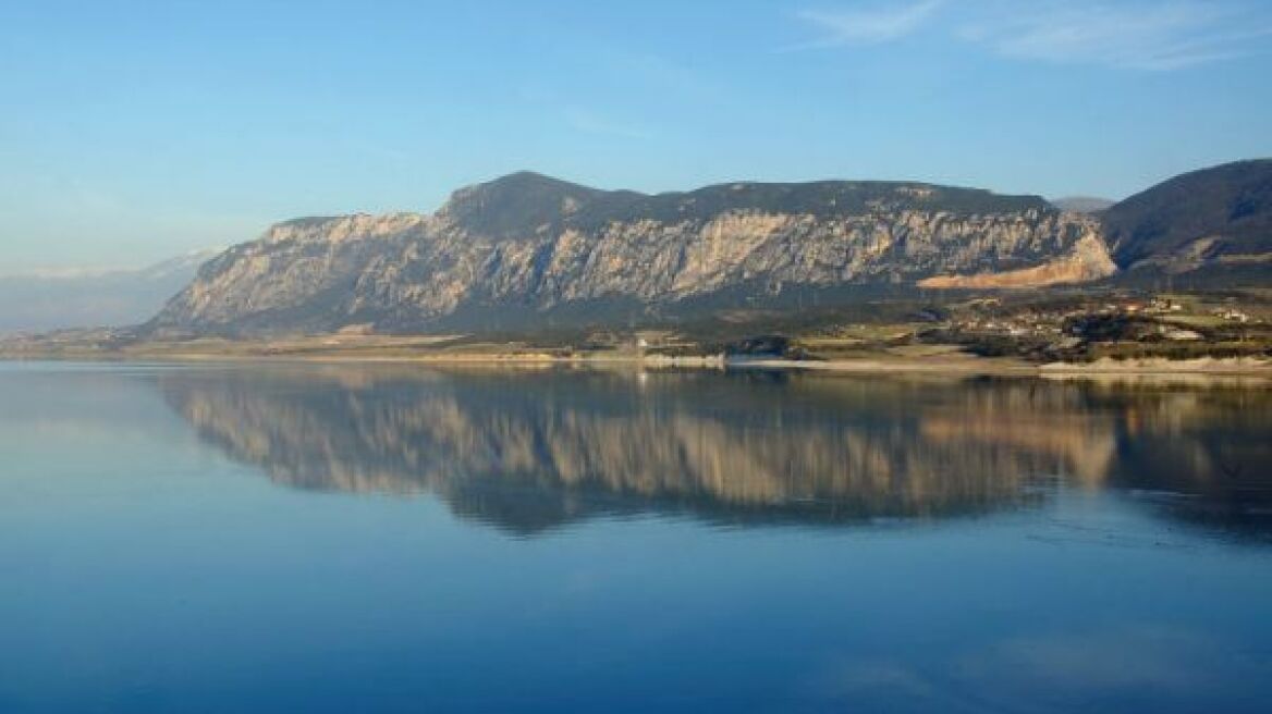 Ψάρευαν παράνομα στη λίμνη Πολυφύτου