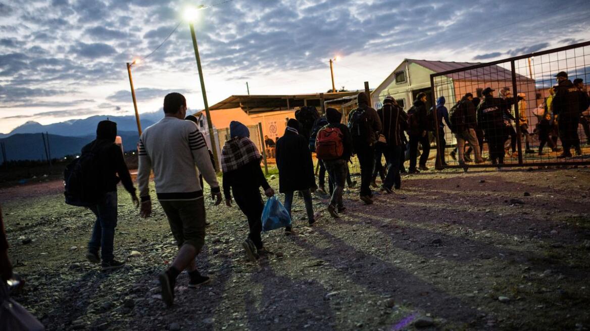 Ανθρωπιστική βοήθεια 348 εκατ. ευρώ από την ΕΕ στην Τουρκία για τους πρόσφυγες