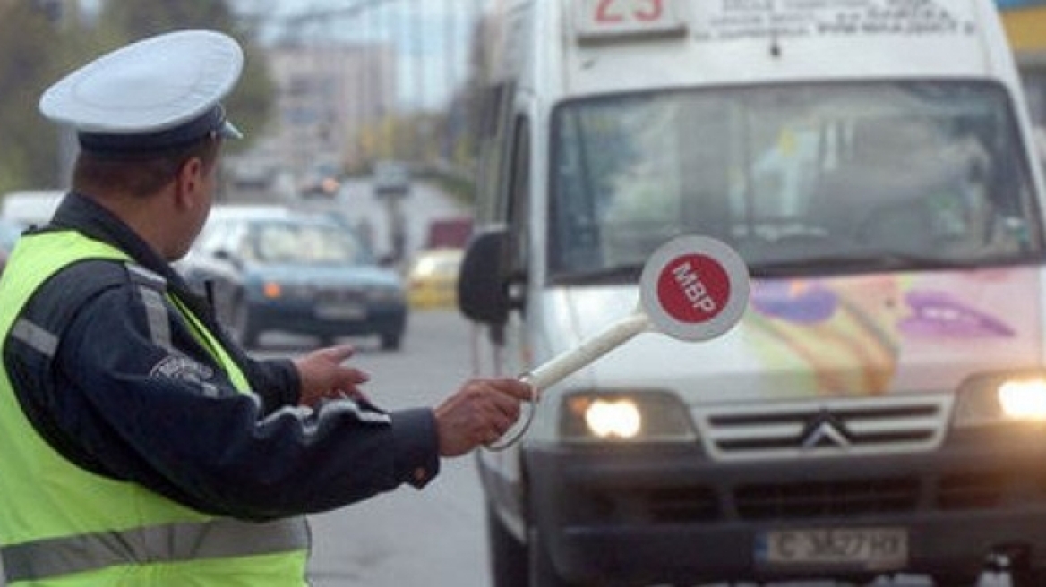 Μπαράζ ελέγχων σε αυτοκίνητα που κυκλοφορούν με ξένες πινακίδες