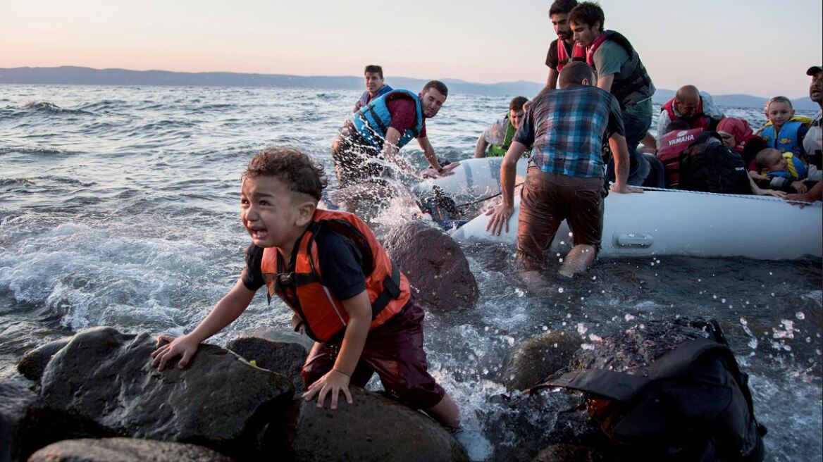 «Η ΕΕ παίζει ρώσικη ρουλέτα με το προσφυγικό», εκτιμά ο εμπνευστής της συμφωνίας ΕΕ - Τουρκίας 