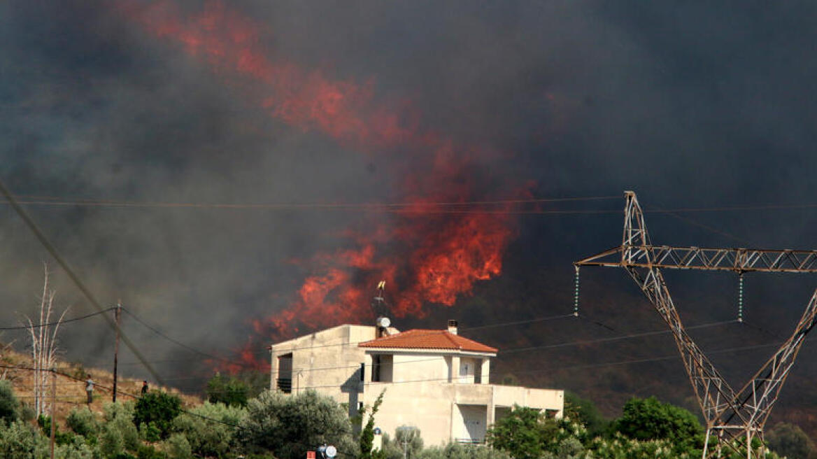 Η κλιματική αλλαγή ευθύνεται για τις πυρκαγιές: Πάνω από 260.000 καμμένα στρέμματα φέτος το καλοκαίρι