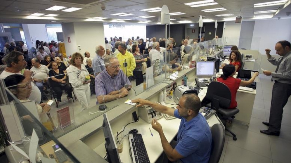 Πού μπορείτε να επενδύσετε τα λεφτά σας, «κλειδώνοντας» ελκυστικές αποδόσεις