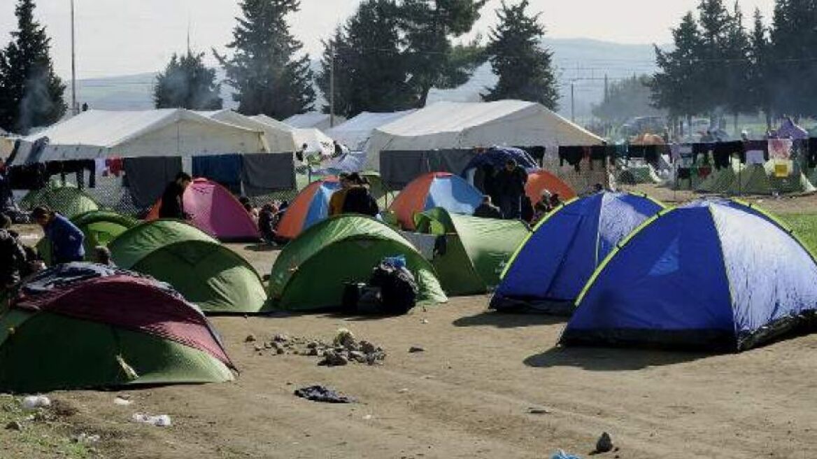 Διεθνής Αμνηστία: Οι συνθήκες διαβίωσης των προσφύγων στην Ελλάδα παραμένουν σκόπιμα άσχημες