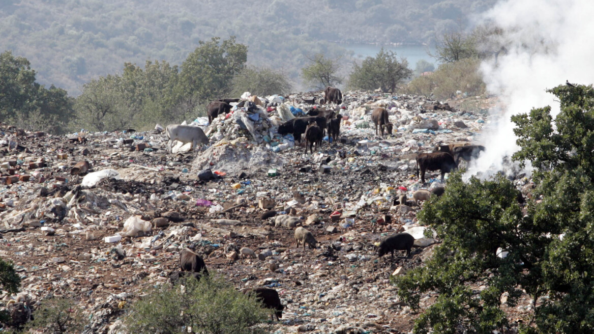 Πρόστιμο 52 εκατ. για τις παράνομες χωματερές από το 2014 έως σήμερα 