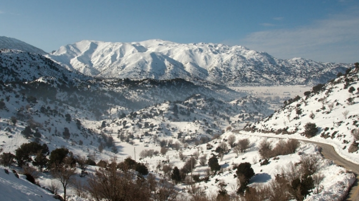 Βίντεο: Ολόλευκα... τα Λευκά Όρη