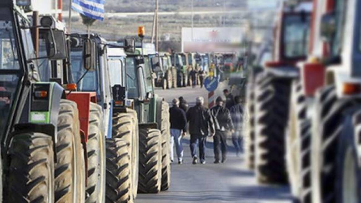 Η Πανελλαδική Επιτροπή μπλόκων αγροτών στηρίζει τους ναυτεργάτες 