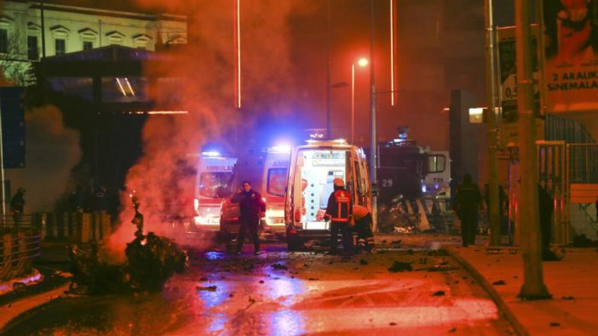 Τηλεφωνική επικοινωνία Παυλόπουλου-Ερντογάν για το μακελειό στην Πόλη 