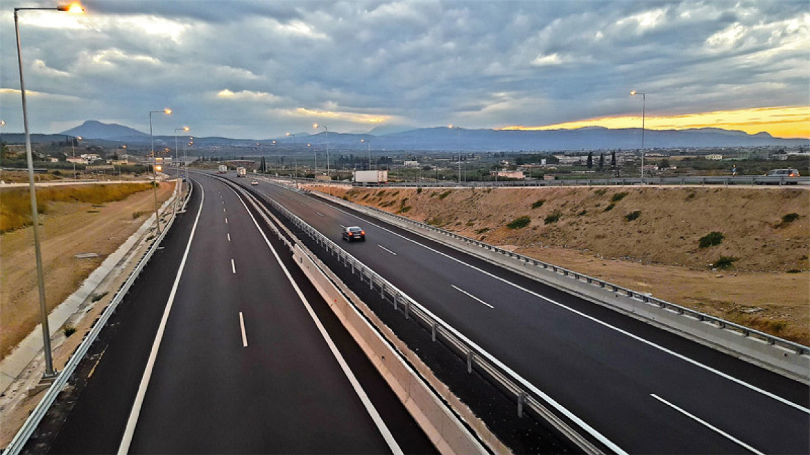 «Τρέχει» η Ολυμπία Οδός: Η νέα Αθηνών - Πατρών μέσα από βίντεο  