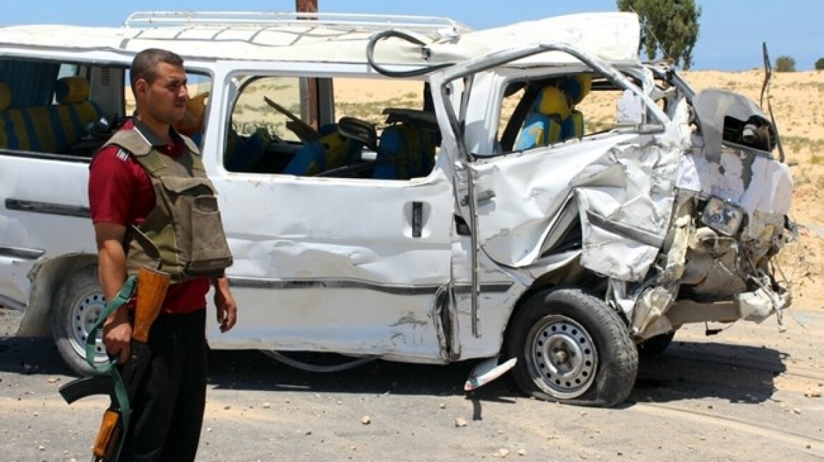 Έκρηξη βόμβας στην Αίγυπτο: Νεκροί ένας αστυνομικός και ένας στρατιώτης