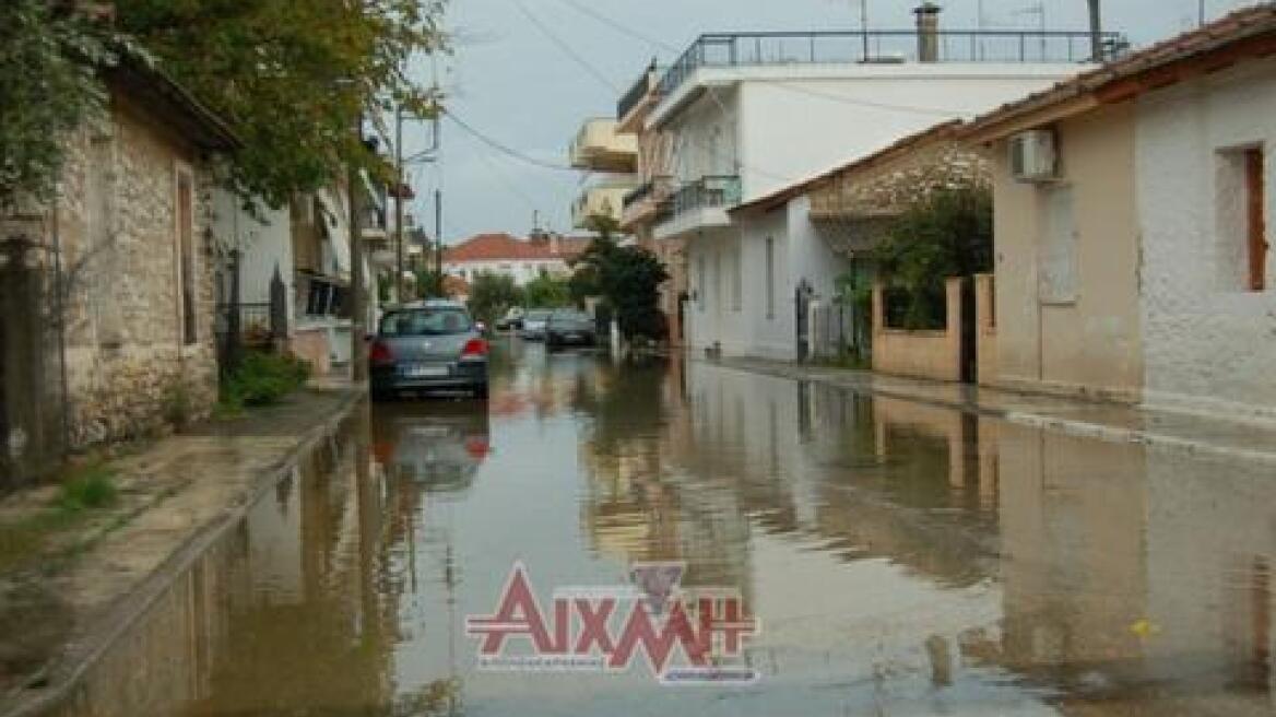 Στις πλημμύρες του Οκτωβρίου αποδίδεται η ρύπανση του νερού στο Αιτωλικό