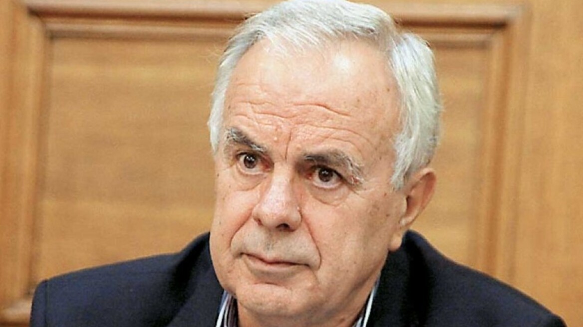 Αποστόλου: «Τα ρίχνει» στην αυτοδιοίκηση για τις καθυστερήσεις στην αντιμετώπιση της κακοκαιρίας